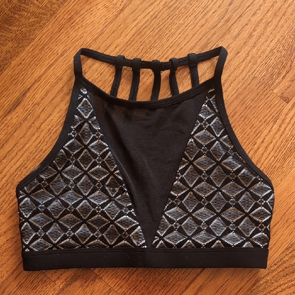 Black and Gray Geometric Patterned‎ Halter Top